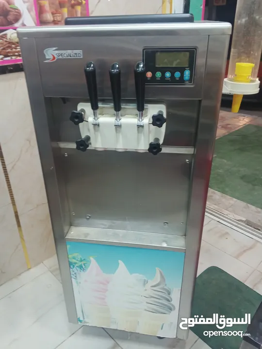 ماكنة بوظه ايس كريم صب نظام إيطالي نفخ