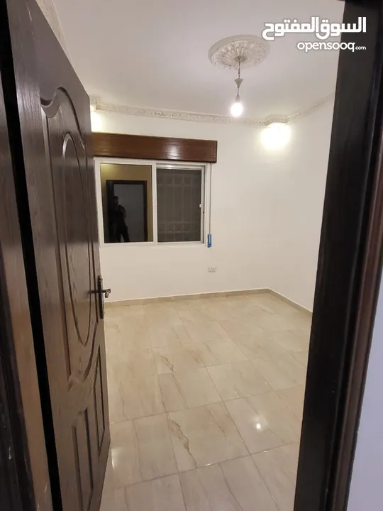 شقق سكنية فارغ ومفروش للطالبات