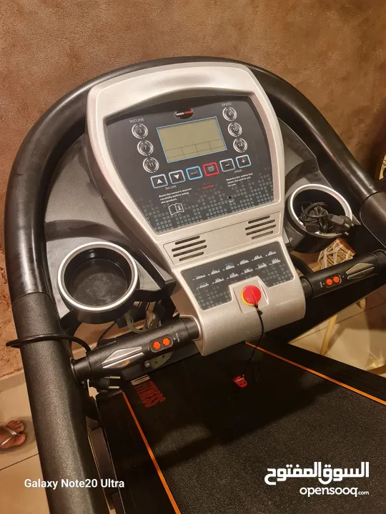 جهاز رياضة بحالة الوكالة استعمال شهرين