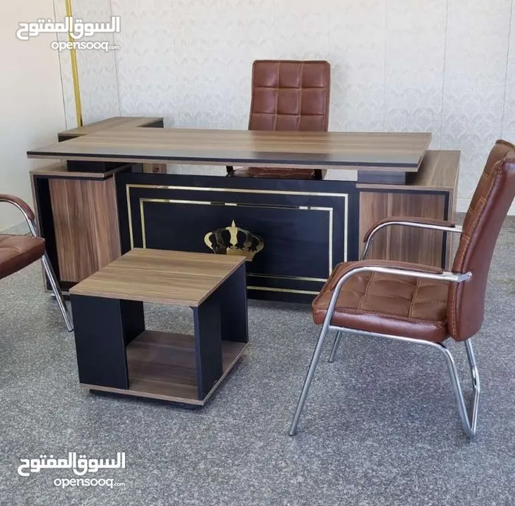 مكتب 140*70 مع جانبيه 80*40 وطاولة وسط تفصيل خشب مستورد بسعر المصنع