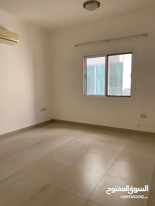 2 BR Large Apartment in Shatti Al Qurum By the Beach