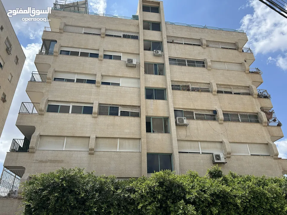 شقة للبيع في رفيديا - نابلس