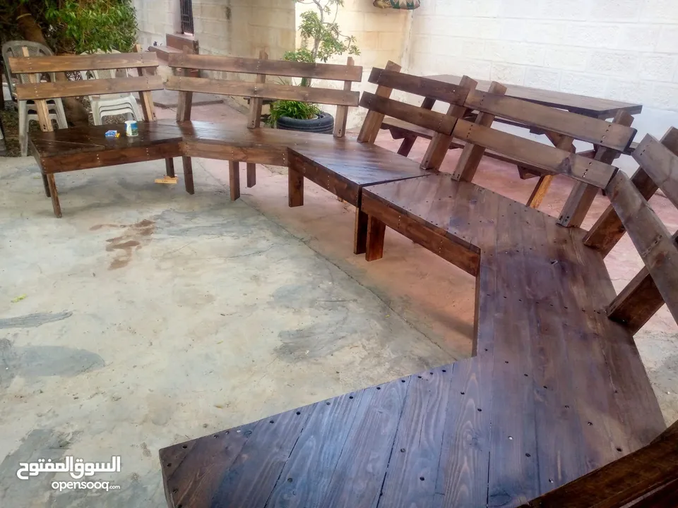 كراسي وجلسات خشب