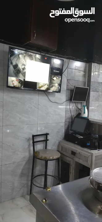 معدات مطعم شاورما ودجاج وسناكات وحمص وفلافل للبيع