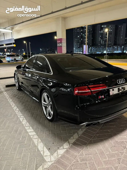 موديل 2016 AUDI S8