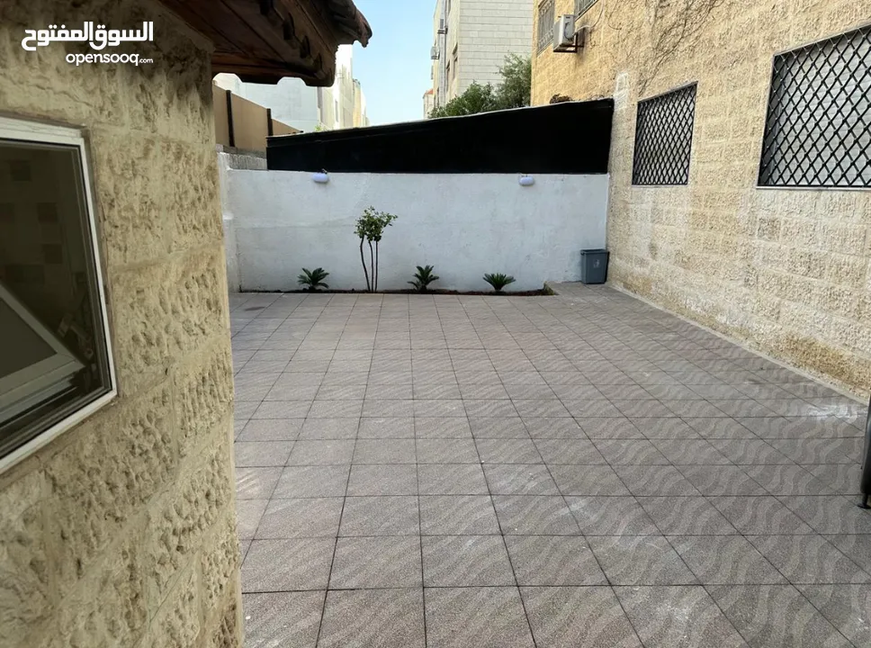 شقة أرضية فارغة في عبدون الشمالي 170 متر مع حديقة و كراج  Unfurnished apartment, Abdoun