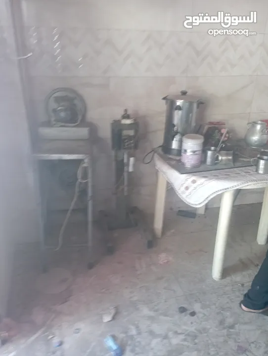 عدة مطعم فلافل