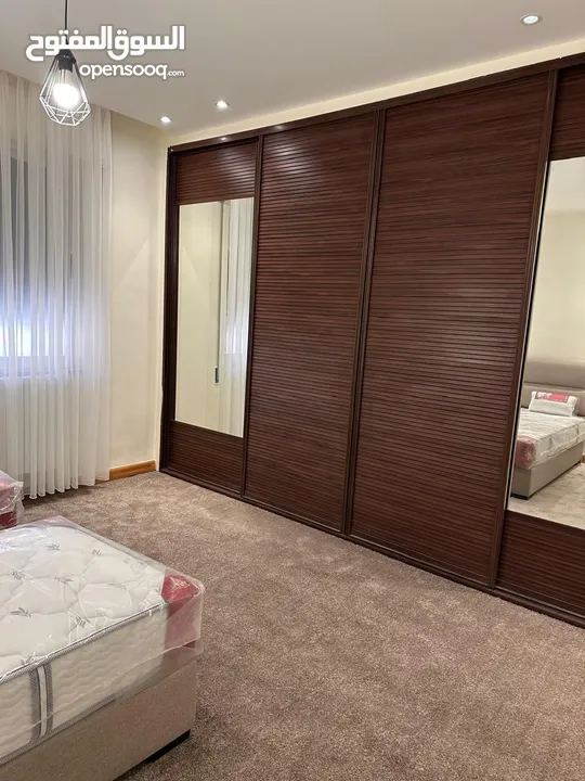 شقة مفروشة للإيجار  ( Property 42002 )-175064011