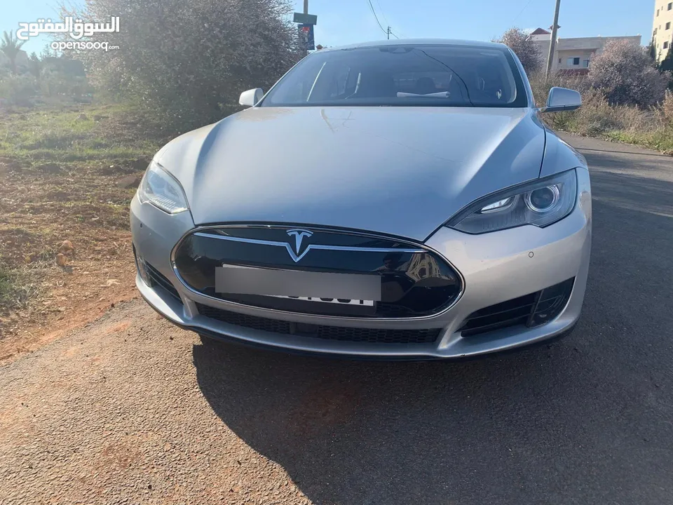 مجموعة سيارات تسلا موديل S 85 موديل 2015 و 2016