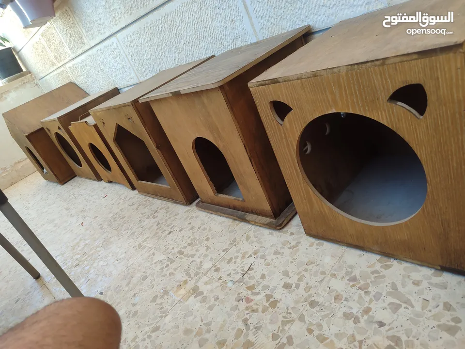 ليتر بوكس عدد ثنين لم يستعمل + 5 بيوت قطط
