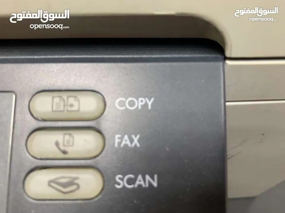 طابعة hp officejet 5610 all in one شوف الوصف الطابعة شبه جديدة استعمال بسيط جدا