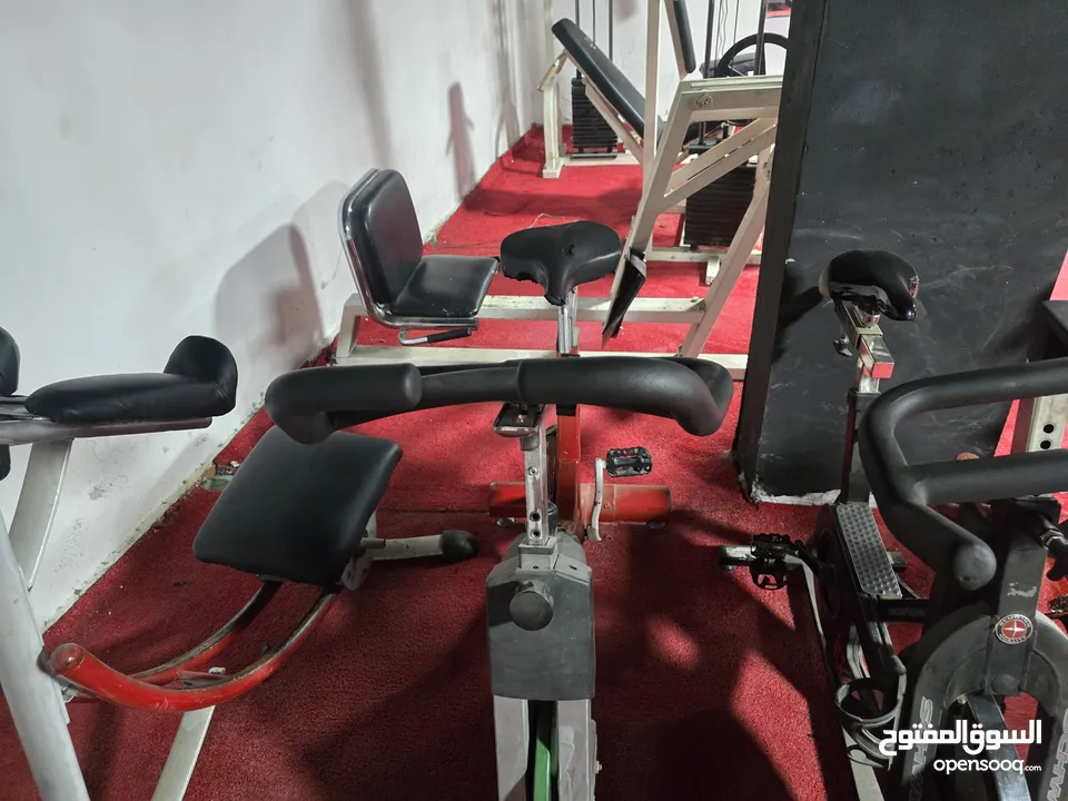 نادي رياضة كامل لياقة بدنيه