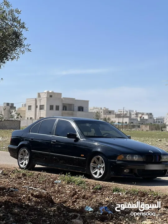 Bmw 520i e39 بي ام دبليو دب جير عادي الرجاء التواصل على رقم بالاعلان  ا2003