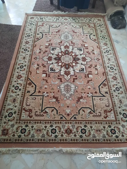 سجاد فاخر للبيع (سجادة الوان قياس عرض 150×230 ) وسجاده وممر شاغي طقم الممر قياس 250 طول وعرض 80 سم
