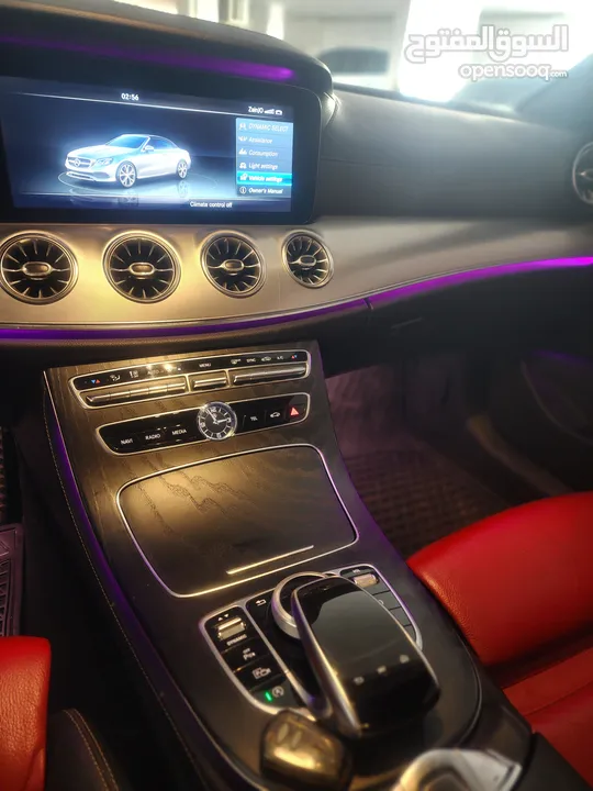 مرسيدس Convertible  E200 AMG لون اسود موديل 2018 وارد الوكاله بحاله ممتازة-بنزين