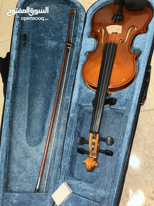 الة الكمان  violin