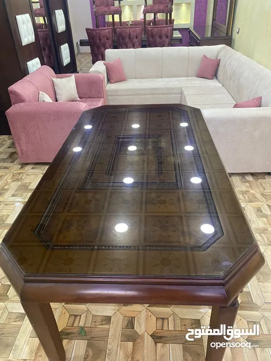 طاوله سفره بحالة الوكاله
