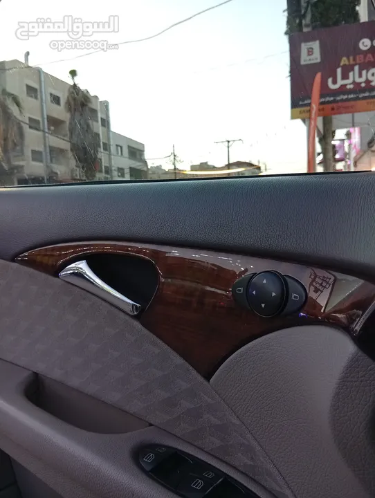 مرسيدس للبدل على احدث e200 كرت ابيض 2004