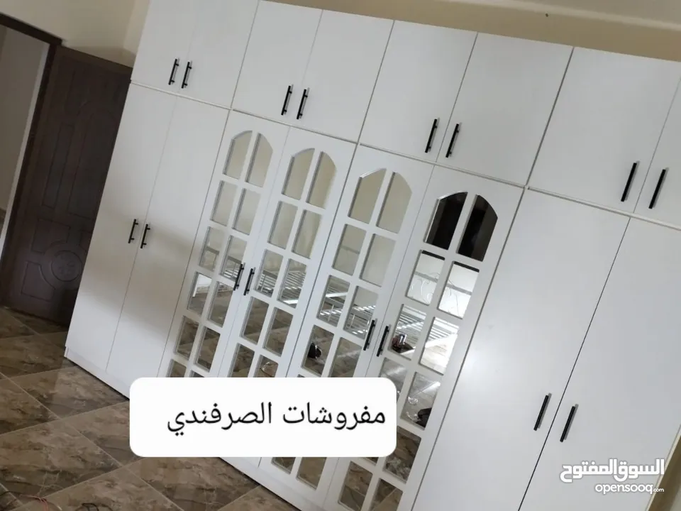 خزائن ملابس خشب لامنيت 18م حجم كبير قياس 320 عرض  ارتفاع 240 تفصيل حسب المقاس الون اختياري  كفاله خم