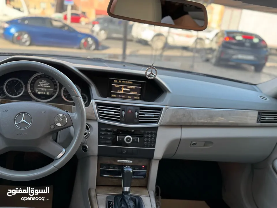 مرسيدس E200  cgi فل كامل عداد قليل  افنجارد فحص كامل  افنجارد بانوراما بسعر مغري