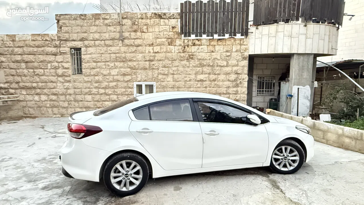 كيا سيراتو k3 ديزل 2017 نخب عداد قليل