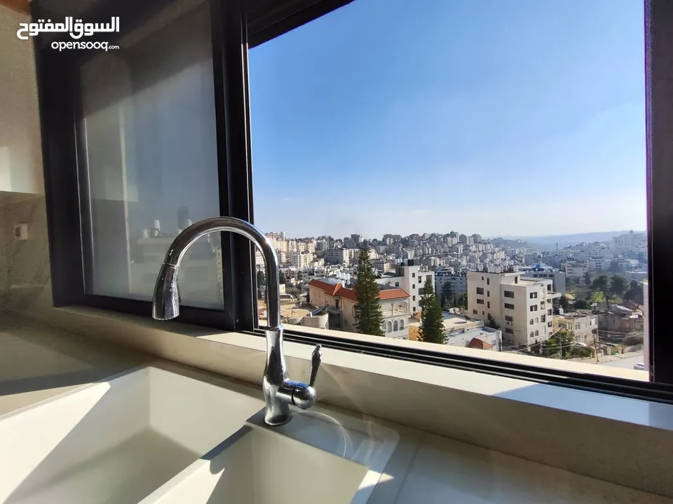 شقة سوبر ديلوكس للبيع – رام الله التحتا  قرب مدرسة عزيز شاهين