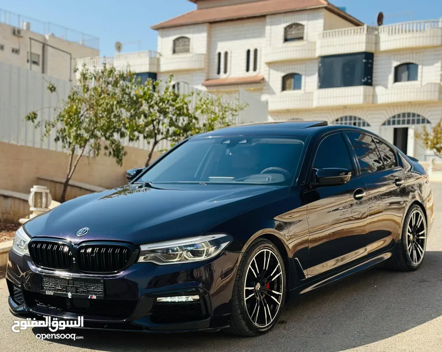 للبيع بي ام 530i بنزين فللل ملغمه 2019 كااشش فرممم