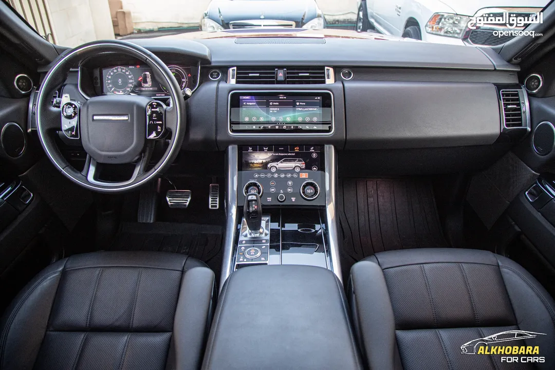 Range Rover Sport 2021 Hse Plug in hybrid black package   السيارة وارد و كفالة الشركة