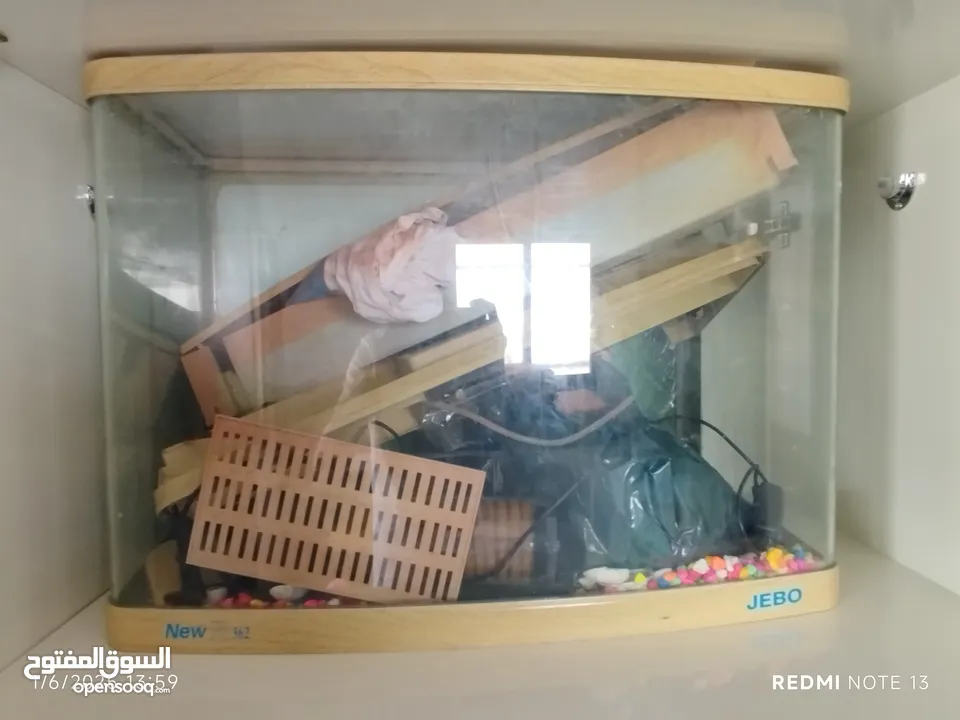 حوض سمك جاهز مجهز بكامل عدة طول  عرض 90 العمق 45 طول60