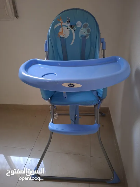 كرسي طعام اكل اطفال ابتداء من عمر 6 شهور ل 3 سنين كرسي من شركة شيكو الاصلي مستعمل فقط مرتين