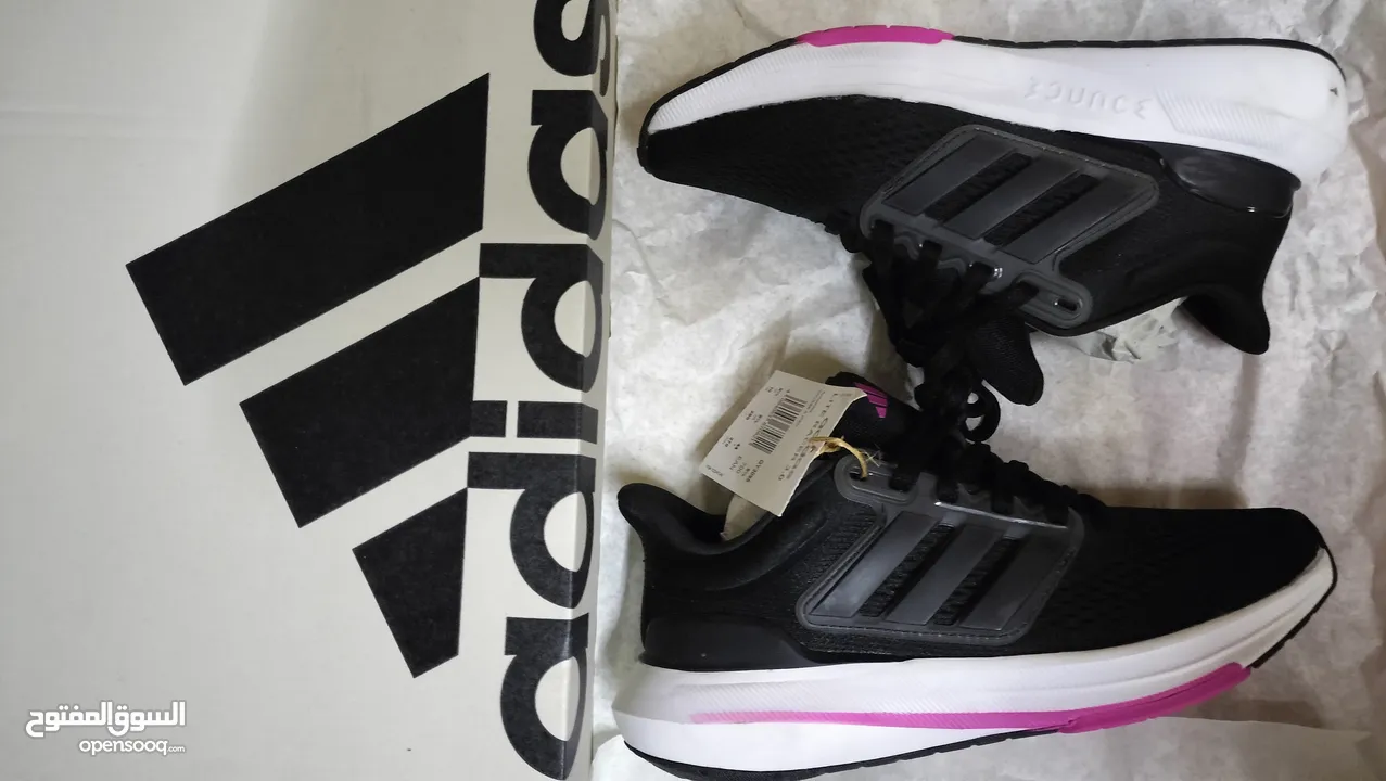 New : adidas ultra bounce original running shoes for woman size 36