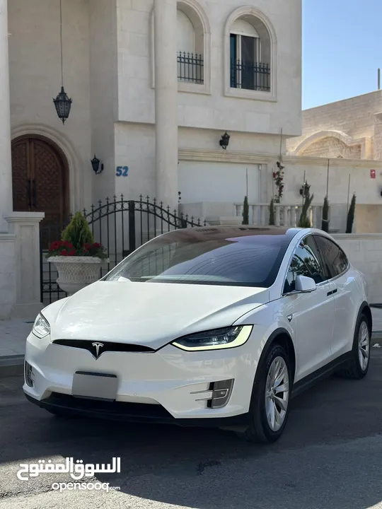 Tesla model x 2020 long range plus  بسعر مغري dual motor
