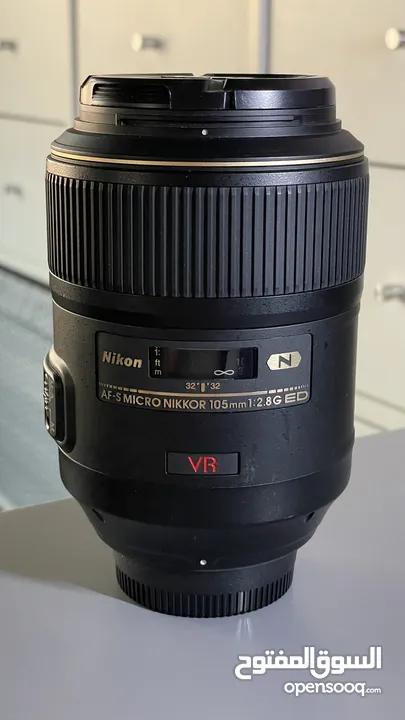 Nikon Micro NIKKOR 105mm f/2.8G AF-S VR IF-ED Telephoto Prime Lens