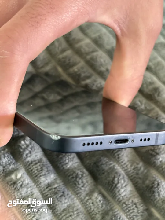 (Iphone 13) )128GB) )بطاريتة (94 الجهاز  لون اسود الجهاز نضيف فش في ولا اي مشكلة