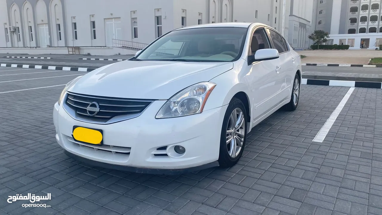 NISSAN ALTIMA 2010 Urgent sale