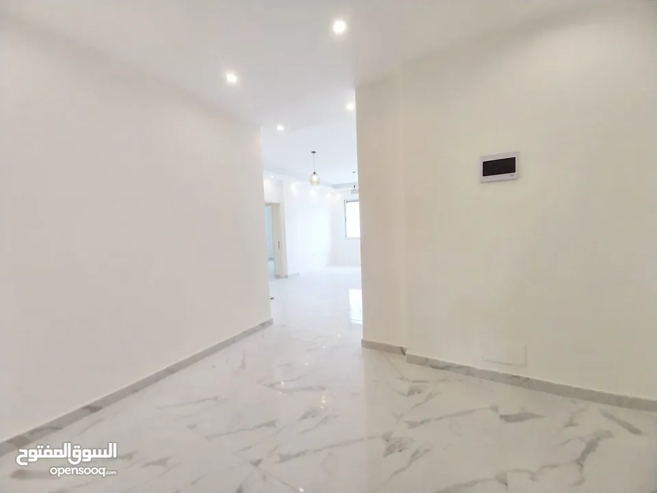 شقة للايجار في منطقة الشمساني  ( Property 32218 ) سنوي فقط