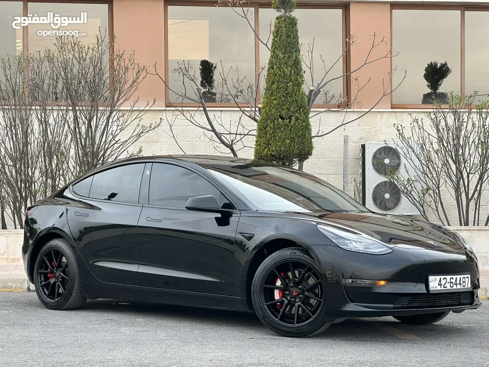 Tesla Model 3 Standerd Plus 2022 اتوسكور B+ بسعر مغري جدا لون مميز