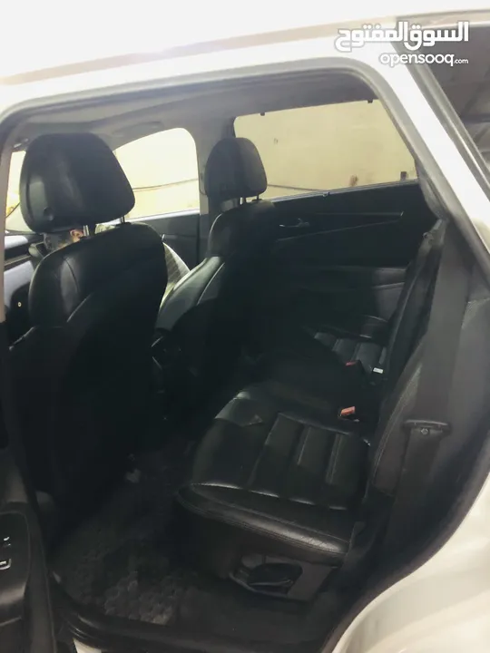 كيا سورينتو 2016 للبيع