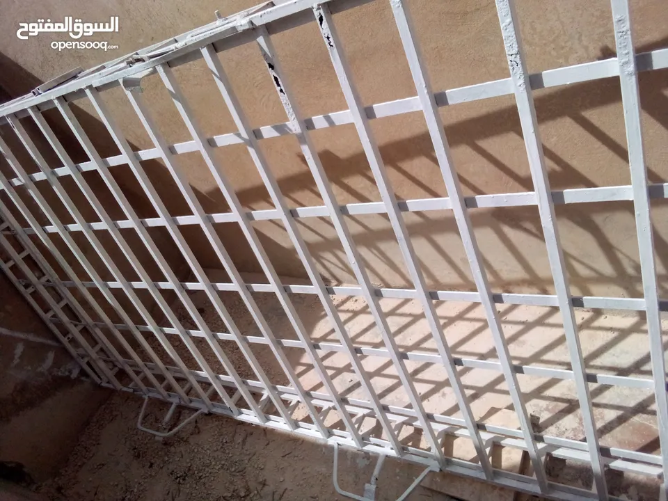 بسعر مغري جدا 00 تفصيل حديد ثقيل وبحالة ممتازة