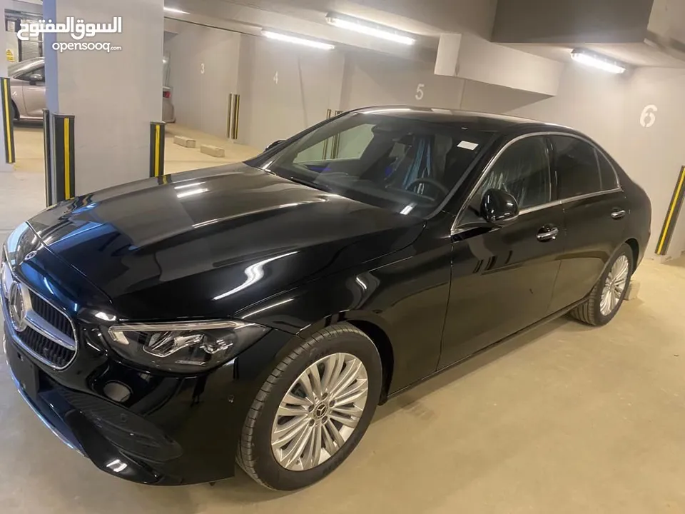 مرسيدس E200 للايجار