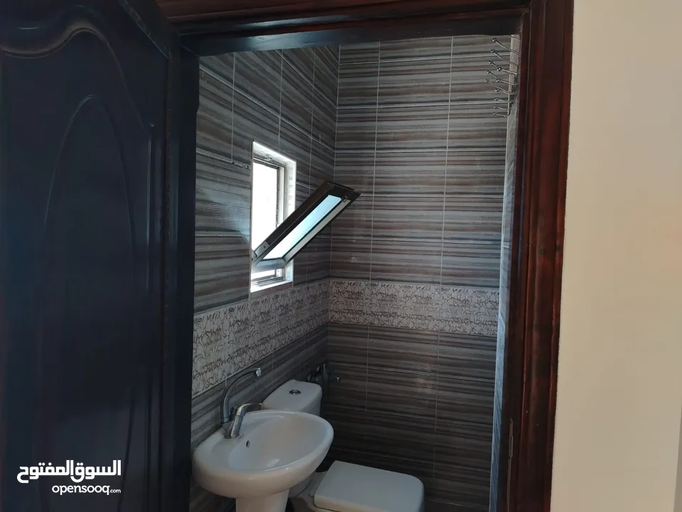 منزل للبيع في المستندة