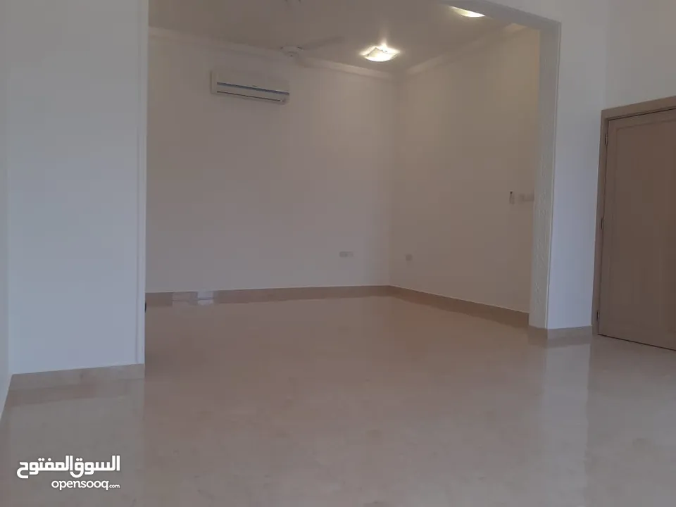 4Me1Clean 5bhk villa for rent in Ansab height فيلا للايجار في مرتفعات الانصب