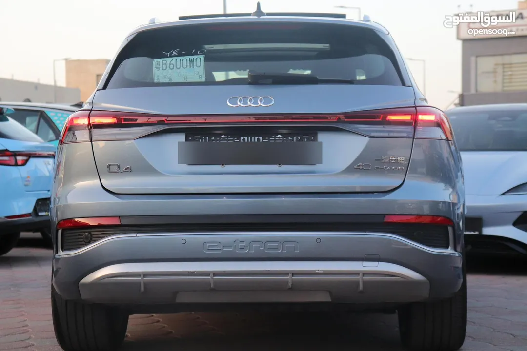 AUDI Q4 etron 2022