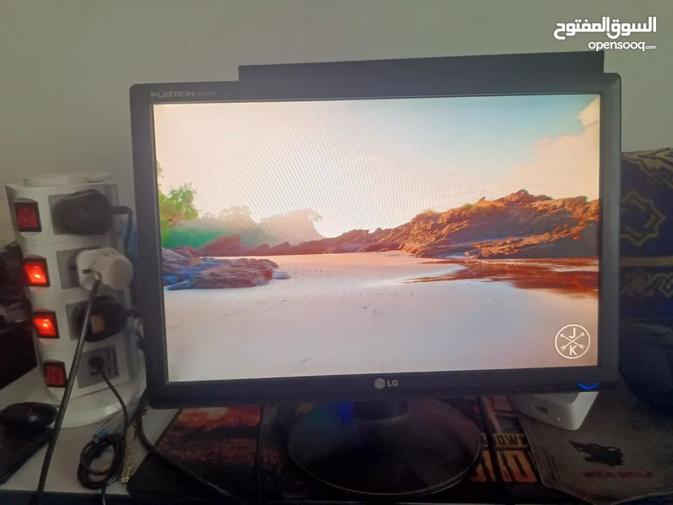 lg w1934s  شاشة كمبيوتر