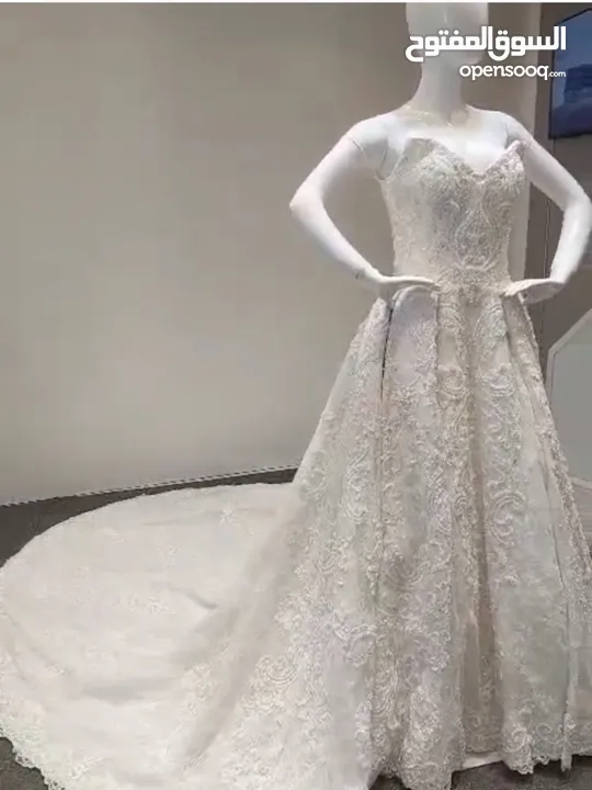 فستان عروس ابيض