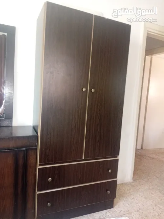 خزانه وسرير اطفال بحال الوكاله