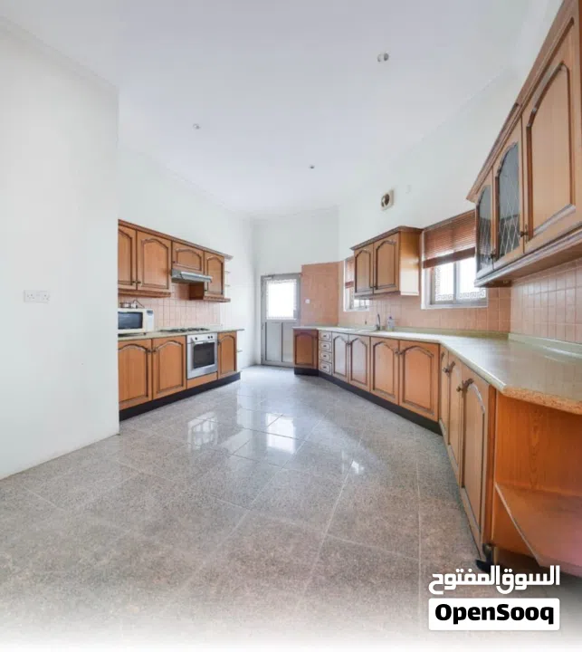 فله للبيع في مكان راقي وممتاز