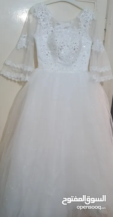 فساتين زفاف عدد 2 من jolly chic  مقاس xl  و 4xl للبيع