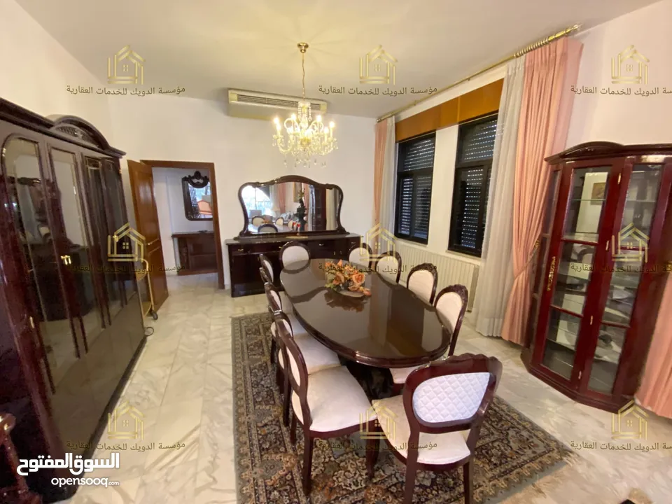 فيلا مفروشه للايجار  Furnished villa for rent (V67)