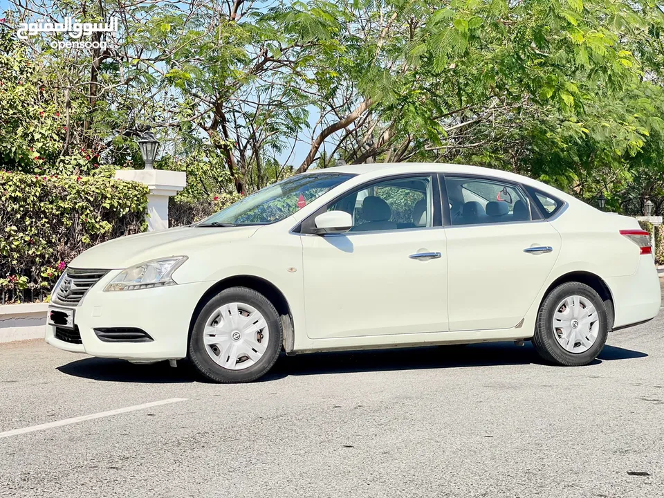 Nissan Sentra 2014  359 783.32رقم